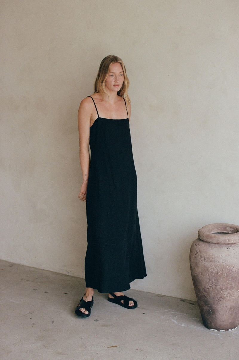 100 linen maxi dress Lelah 100% Linen Maxi Dress in Off-White