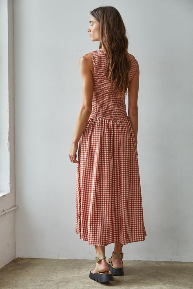 Saylor Smocked Gingham Midi Dress SMALL