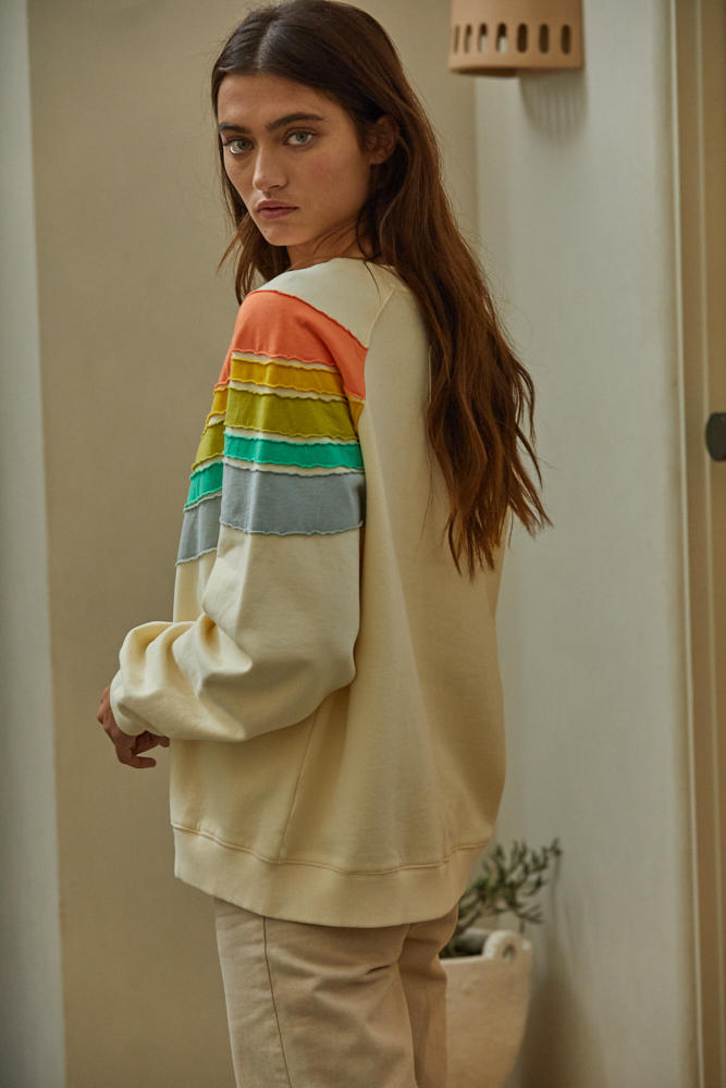 Counting Rainbows Sweatshirt - Cream