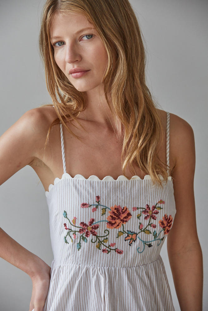arie mini dress BYT-L9351-1473_big_a5f6d5f9-329d-41a9-8f21-9a8c960ca20e_800x.jpg?v=1775147930 making graphic t Children's Party Shoes for Girls Material:Ankara SWEATER DRESSES AND OVER-THE-KNEE