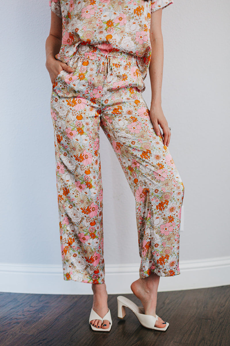 Pallas Floral Satin Pocketed Pants