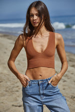 Jolie Ribbed Seamless Crop Top - Camel