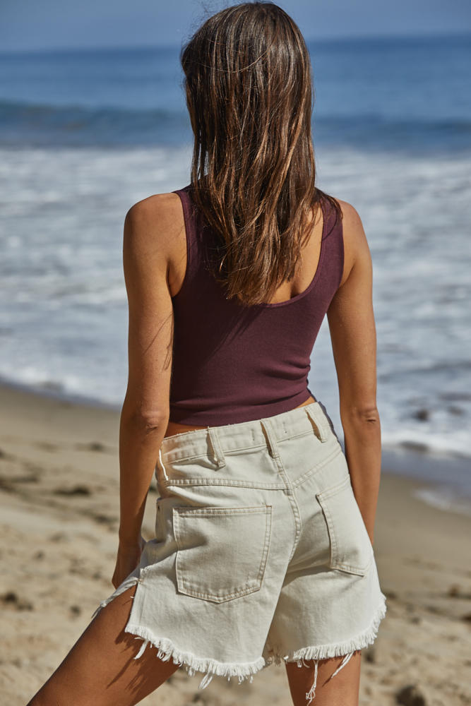 Weekender Seamless  Crop Tank - Cassis