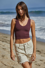 Weekender Seamless  Crop Tank - Cassis