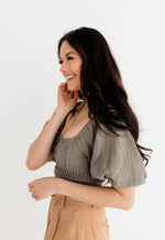 Ferrah Billowed Sleeve Zipper Crop Top