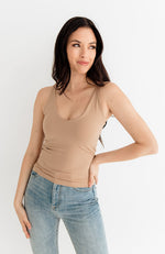 Seamless Scoop Neck Cami - Almond