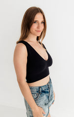 Jolie Ribbed Seamless Crop Top - Black