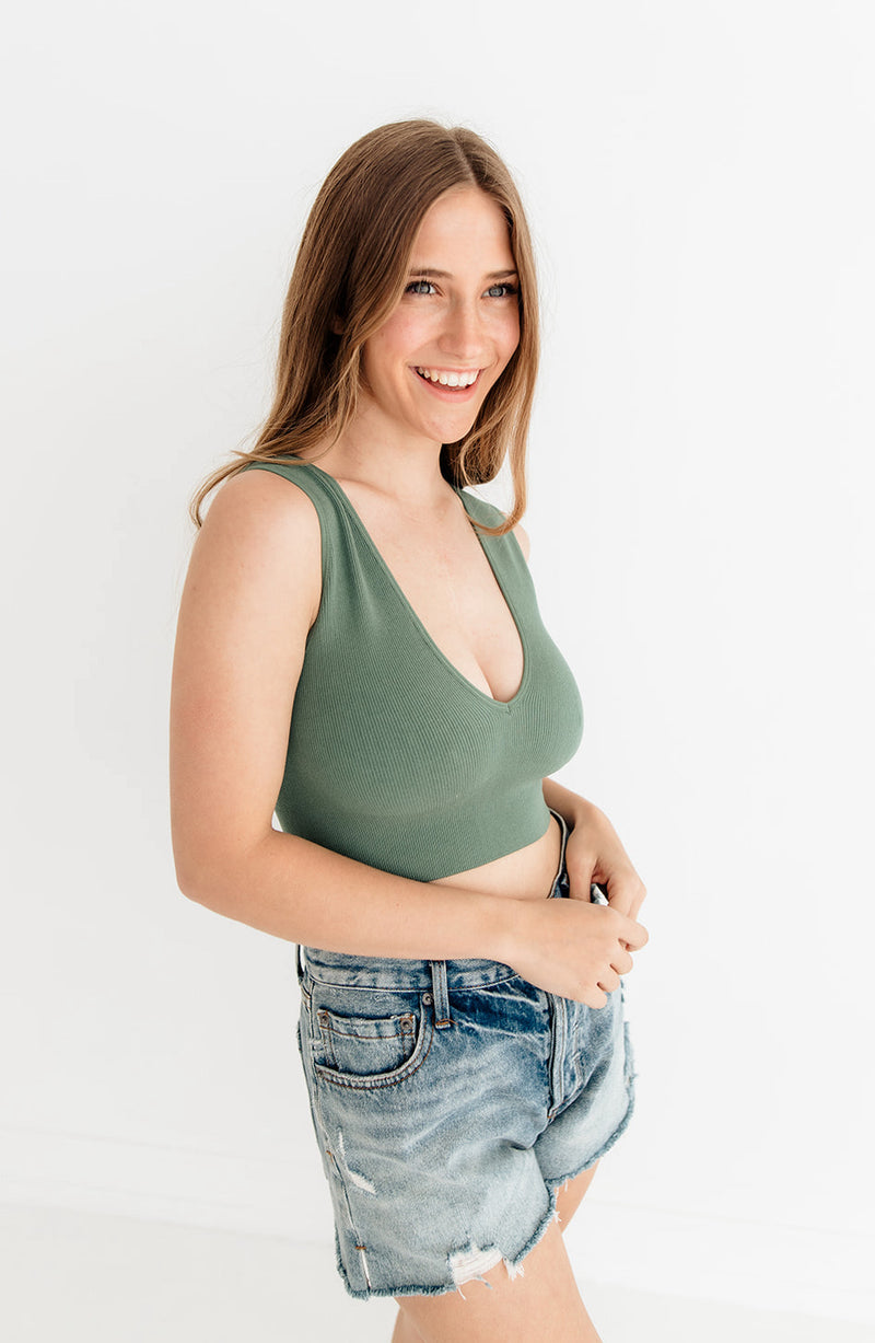 Jolie Ribbed Seamless Crop Top - Dark Sage